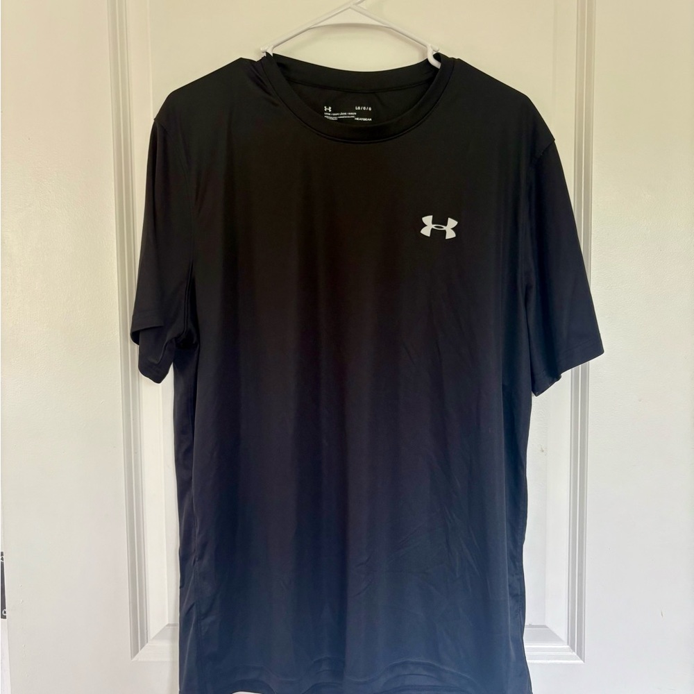 Under Armour Black Short Sleeve Tee Performance Shirt
